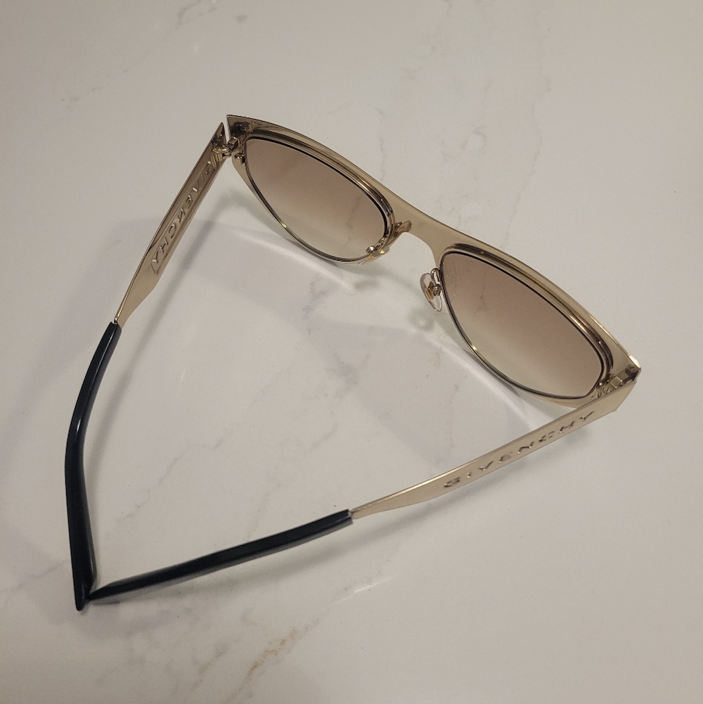 Givenchy Gold-Toned Women's Sunglasses Oval 7203 - Picture 4 of 4